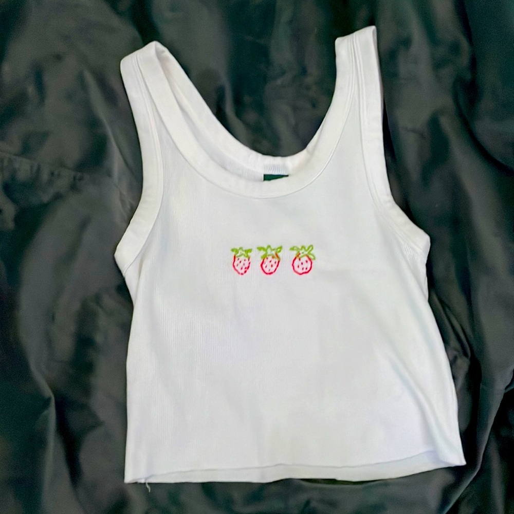 strawberry tank top🍓